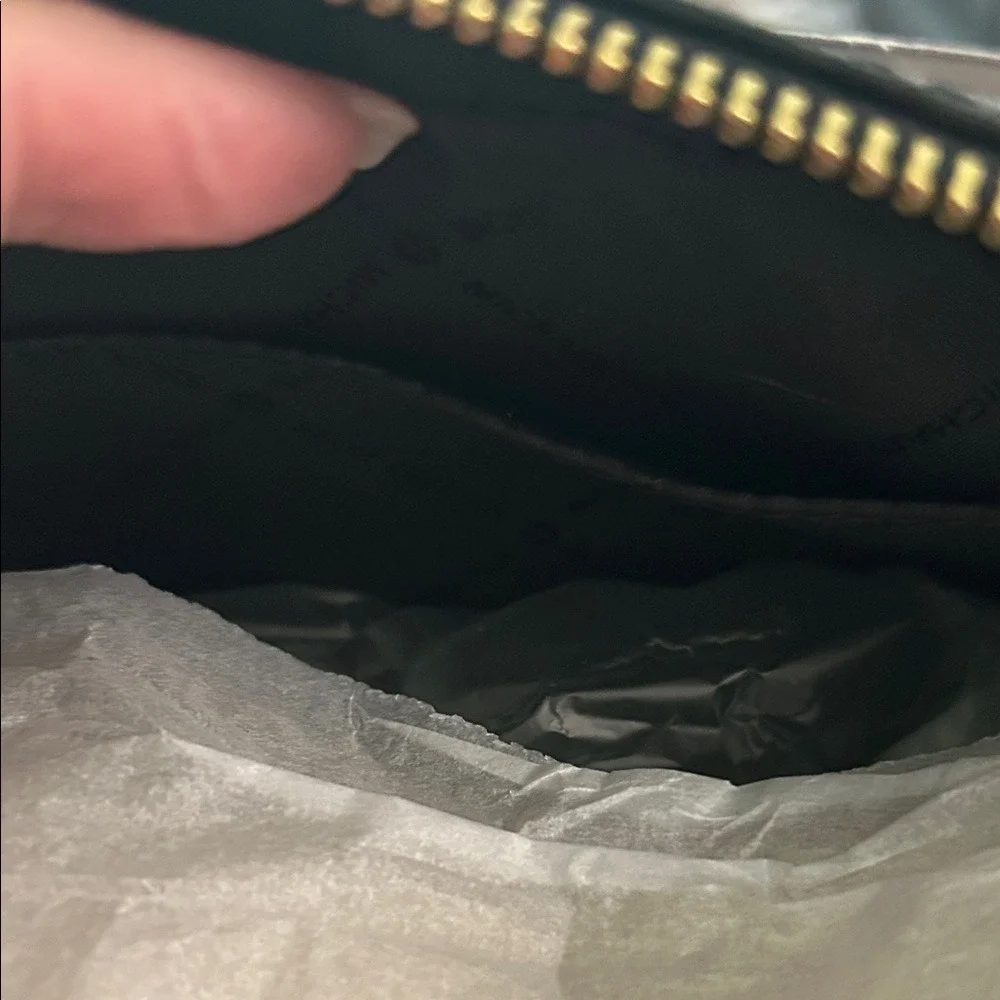 Michael Kors Jet‎ Set Item Black Leather LG EW Zip Chain Crossbody Bag
